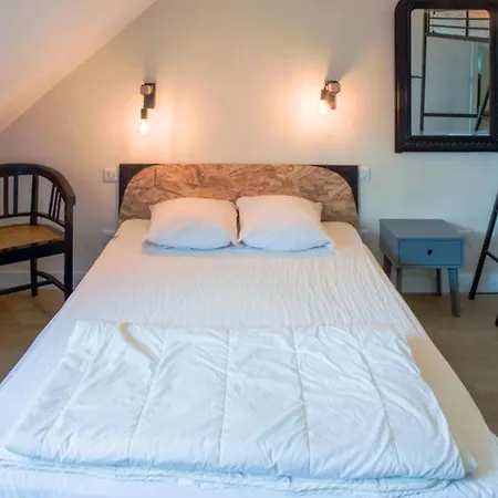Holiday home Maison Familiale Avec Piscine Chauffee, Salle De Jeux Et Grand Jardin - 5 Chambres, 15 Couchages - Fr-1-410-340