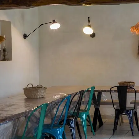 Maison Familiale Avec Piscine Chauffee, Salle De Jeux Et Grand Jardin - 5 Chambres, 15 Couchages - Fr-1-410-340 Changé