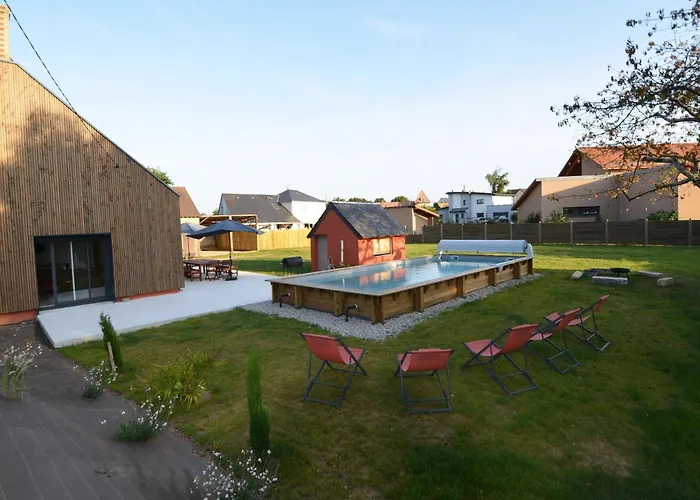 Maison Familiale Avec Piscine Chauffee, Salle De Jeux Et Grand Jardin - 5 Chambres, 15 Couchages - Fr-1-410-340