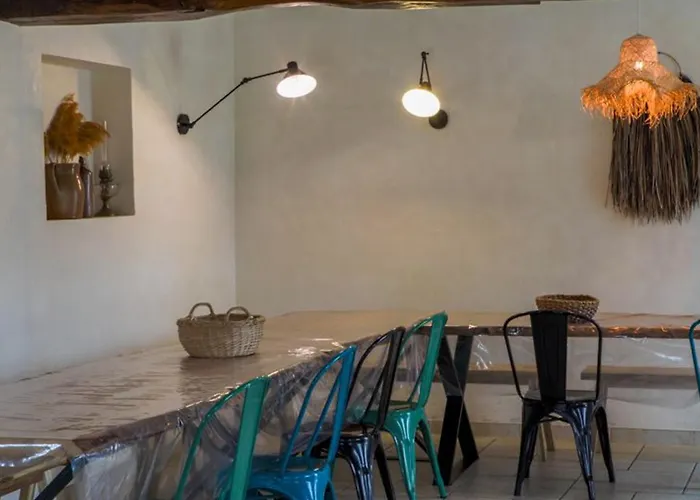 Maison Familiale Avec Piscine Chauffee, Salle De Jeux Et Grand Jardin - 5 Chambres, 15 Couchages - Fr-1-410-340 Changé