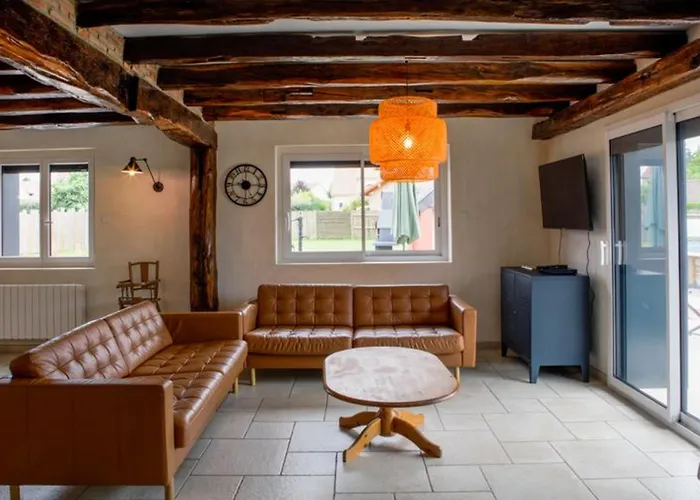 Maison Familiale Avec Piscine Chauffee, Salle De Jeux Et Grand Jardin - 5 Chambres, 15 Couchages - Fr-1-410-340 בית נופש *