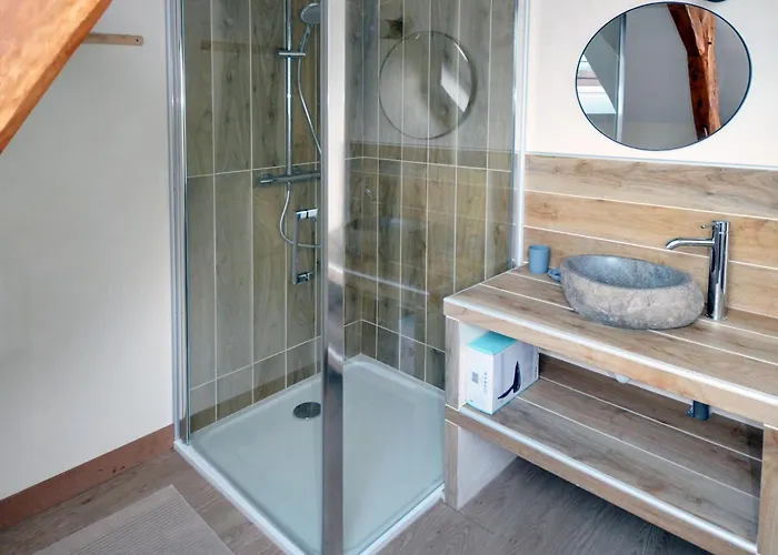 Maison Familiale Avec Piscine Chauffee, Salle De Jeux Et Grand Jardin - 5 Chambres, 15 Couchages - Fr-1-410-340 בית נופש Changé